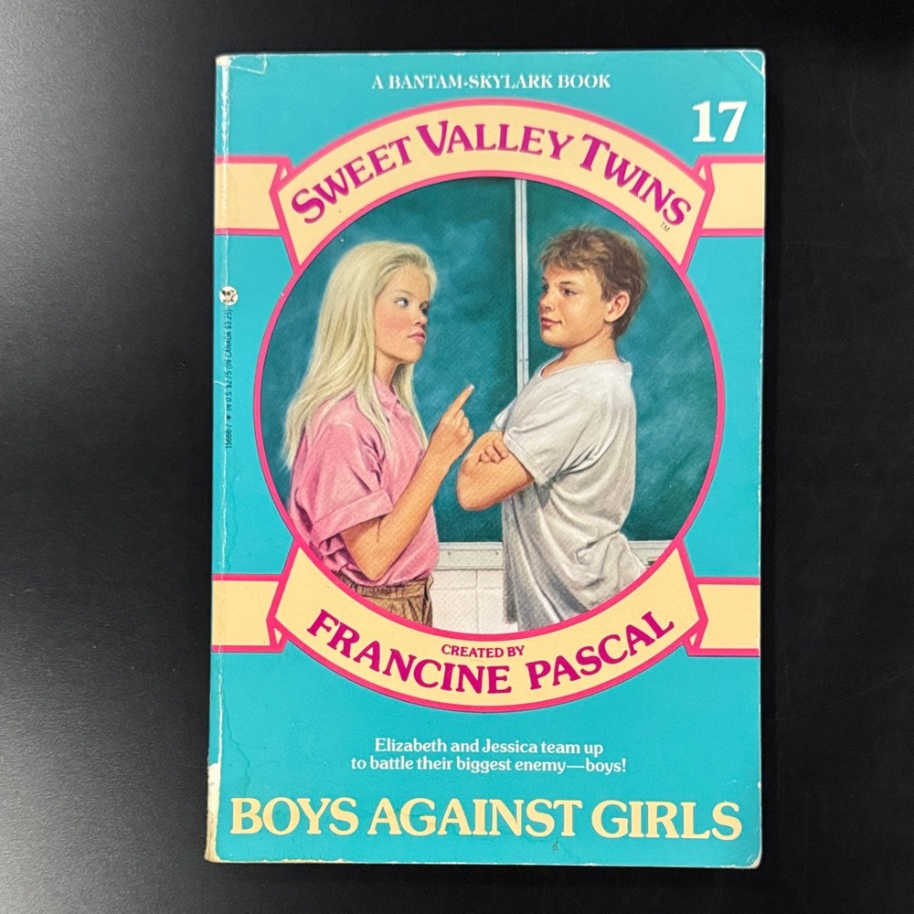 Sweet Valley Twins #17: Boys Against Girls - Vintage Paperback Novel